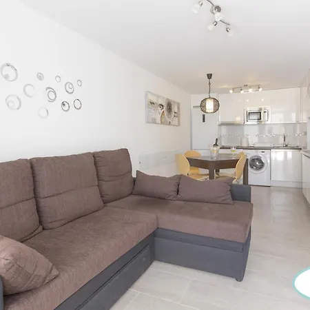 Vista Bristol Апартаменты *